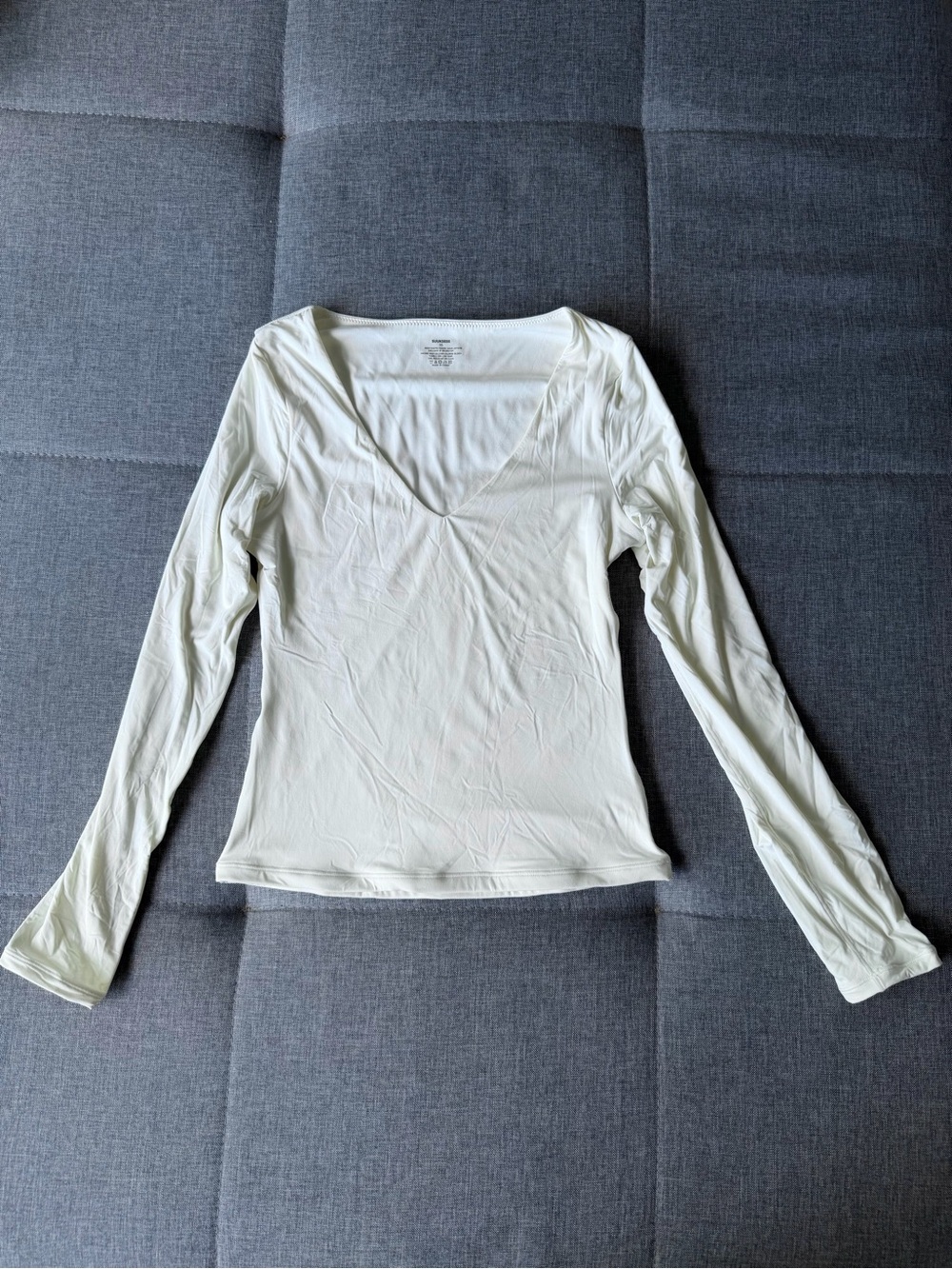 NEW Women's Long Sleeve V-Neck Top - Off White